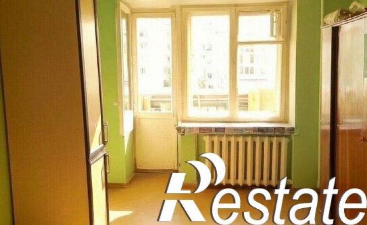 3-комн квартира улица Аксакова, 72,  д. 72
