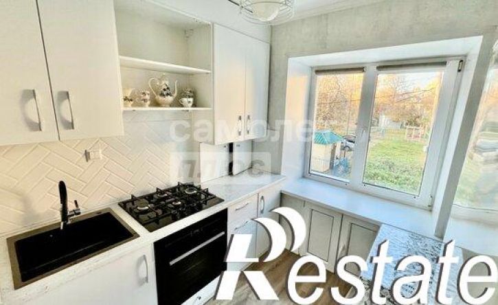 3-комн квартира переулок Пархоменко, 8,  д. 8