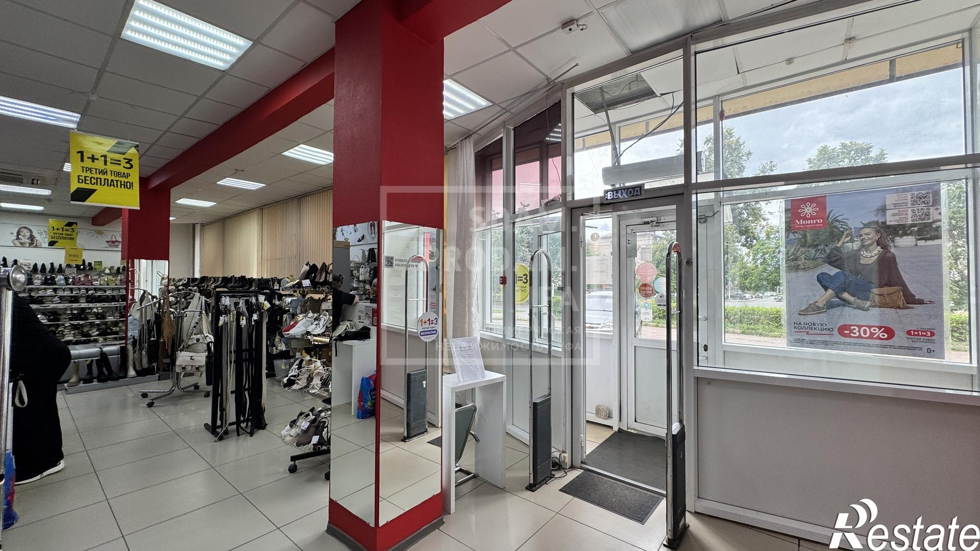 Купить торговое помещение за 45 000 000 рублей на Кольцевая улица, д.175/1