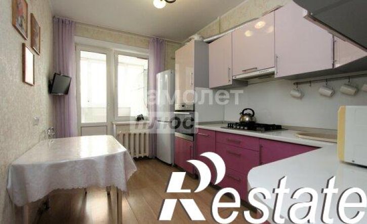 2-комн квартира Зайнаб Биишевой улица, 17,  д. 17