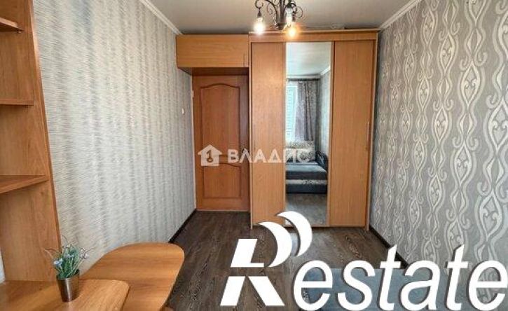 2-комн квартира Революционная улица, 92/3,  д. 92/3