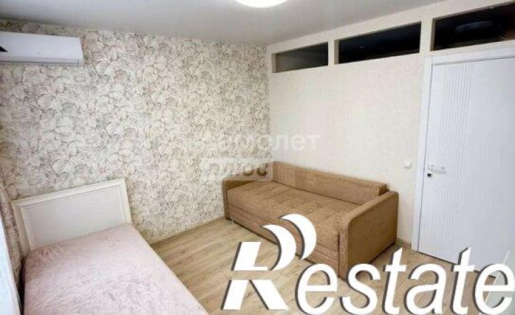 3-комн квартира Яркий бульвар, 8,  д. 8