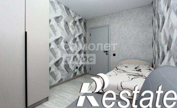 4-комн квартира улица Коммунаров, 7,  д. 7
