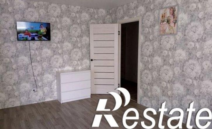 2-комн квартира улица Генерала Ишбулатова, 8/4,  д. 8/4