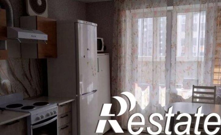 2-комн квартира улица Генерала Ишбулатова, 8/4,  д. 8/4