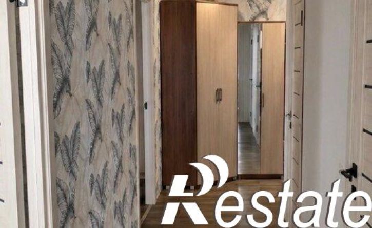 2-комн квартира улица Генерала Ишбулатова, 8/4,  д. 8/4