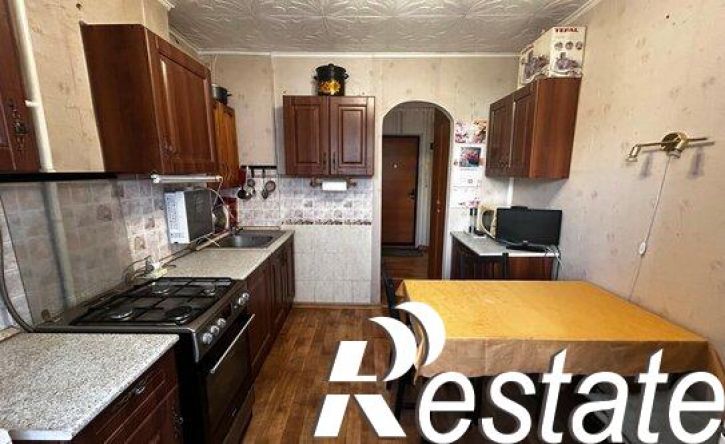3-комн квартира улица Софьи Перовской, 13,  д. 13
