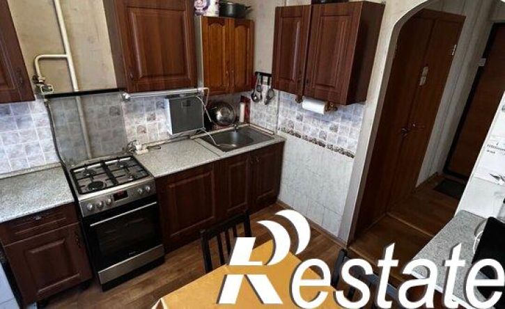 3-комн квартира улица Софьи Перовской, 13,  д. 13
