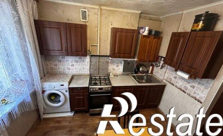 3-комн квартира улица Софьи Перовской, 13,  д. 13