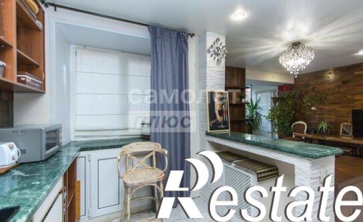 4-комн квартира улица Софьи Перовской, 15,  д. 15