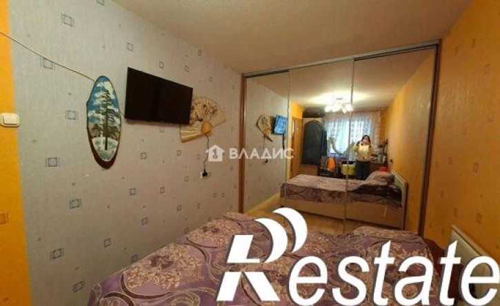 2-комн квартира улица Орджоникидзе, 12,  д. 12