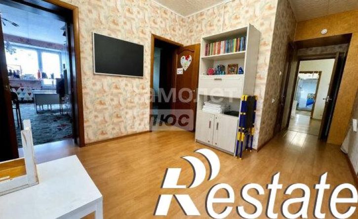 4-комн квартира улица Цюрупы, 130,  д. 130