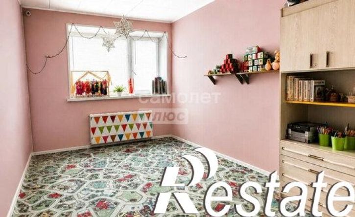 4-комн квартира улица Цюрупы, 130,  д. 130